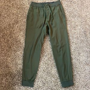 Lululemon ABC Jogger Warpstream Olive - size M